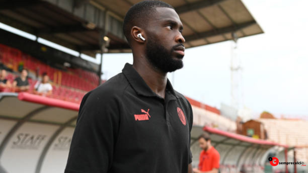 Fikayo Tomori, a defender for AC Milan, is reportedly close to agreeing to a new deal that will last until 2027.
